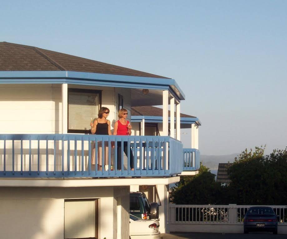 Snells Beach Motel Exteriör bild