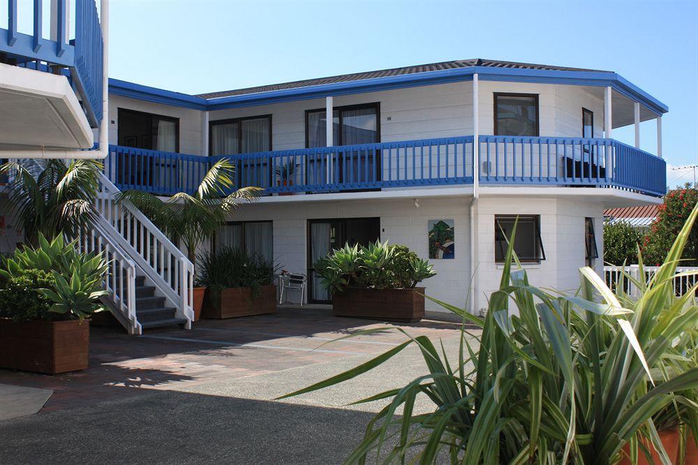 Snells Beach Motel Exteriör bild